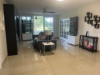 565 Oaks Lane Pompano Beach FL 33069