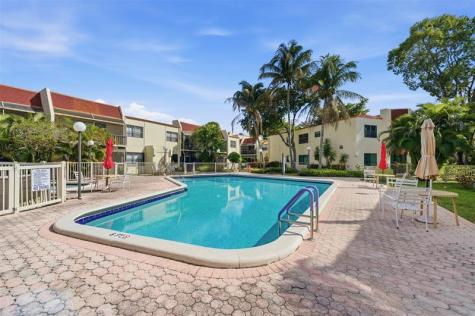 301 N Pine Island Road Plantation FL 33324
