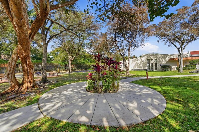 301 N Pine Island Road Plantation FL 33324