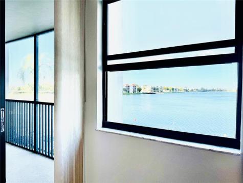 112 Lake Emerald Oakland Park FL 33309