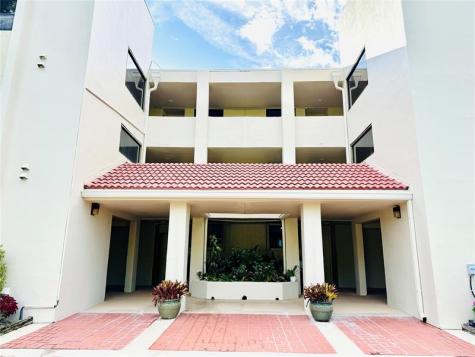 112 Lake Emerald Oakland Park FL 33309