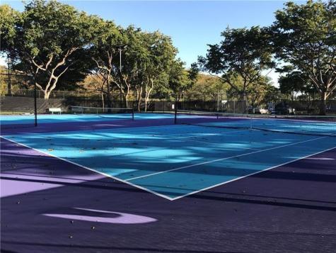 112 Lake Emerald Oakland Park FL 33309