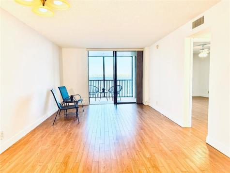 112 Lake Emerald Oakland Park FL 33309