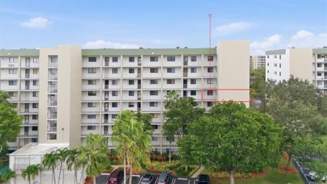 2238 N Cypress Bend Drive Pompano Beach FL 33069