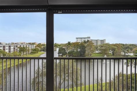 2238 N Cypress Bend Drive Pompano Beach FL 33069