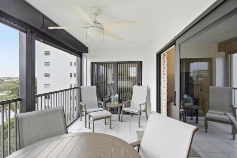 2238 N Cypress Bend Drive Pompano Beach FL 33069