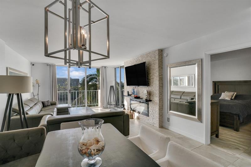 1609 N Riverside Drive Pompano Beach FL 33062