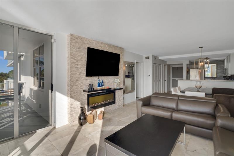 1609 N Riverside Drive Pompano Beach FL 33062