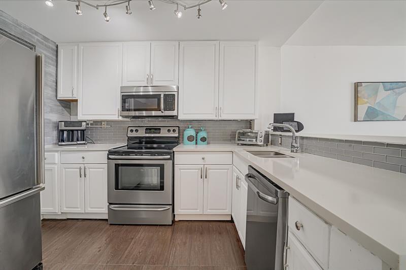 1609 N Riverside Drive Pompano Beach FL 33062