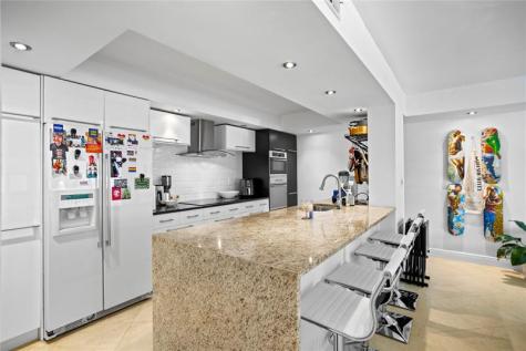 2900 NE 30th Street Fort Lauderdale FL 33306