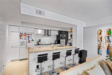 2900 NE 30th Street Fort Lauderdale FL 33306