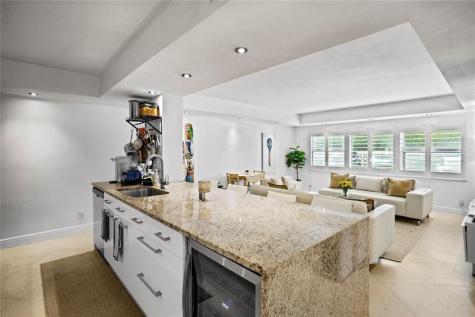 2900 NE 30th Street Fort Lauderdale FL 33306