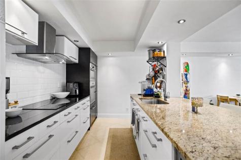 2900 NE 30th Street Fort Lauderdale FL 33306