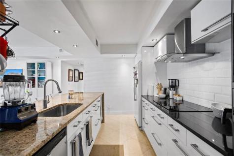 2900 NE 30th Street Fort Lauderdale FL 33306