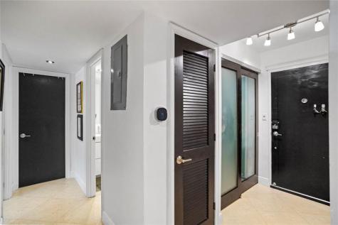 2900 NE 30th Street Fort Lauderdale FL 33306