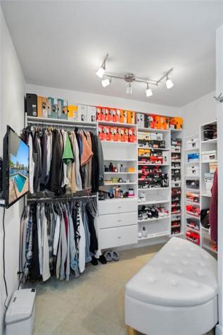 2900 NE 30th Street Fort Lauderdale FL 33306