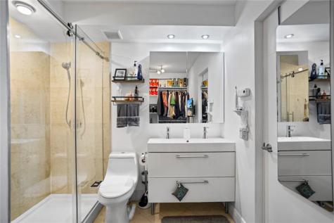 2900 NE 30th Street Fort Lauderdale FL 33306