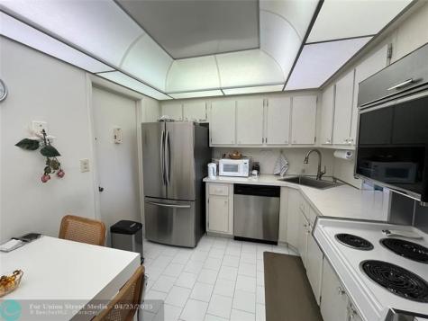 1400 S Ocean Drive Hollywood FL 33019