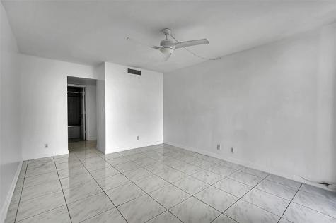 20335 W Country Club Drive Aventura FL 33180