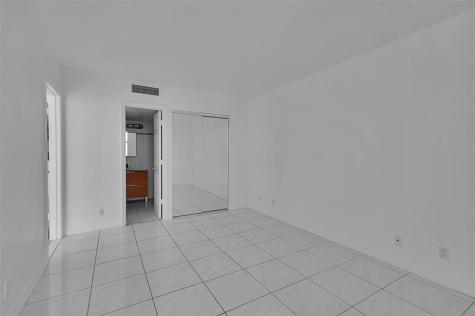 20335 W Country Club Drive Aventura FL 33180