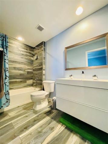 621 SW 1st Avenue Pompano Beach FL 33060