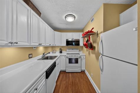 2840 NE 14th Street Pompano Beach FL 33062