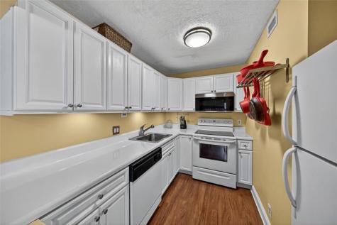 2840 NE 14th Street Pompano Beach FL 33062