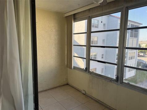 2860 Somerset Drive Fort Lauderdale FL 33311