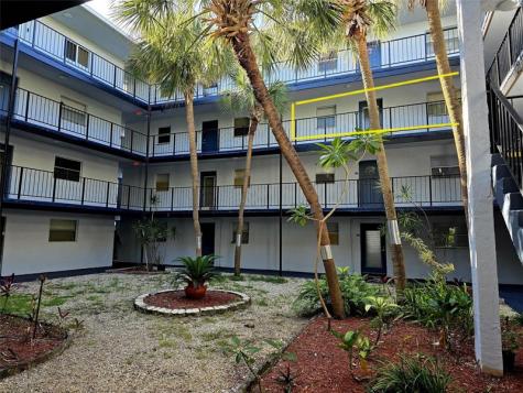 2860 Somerset Drive Fort Lauderdale FL 33311
