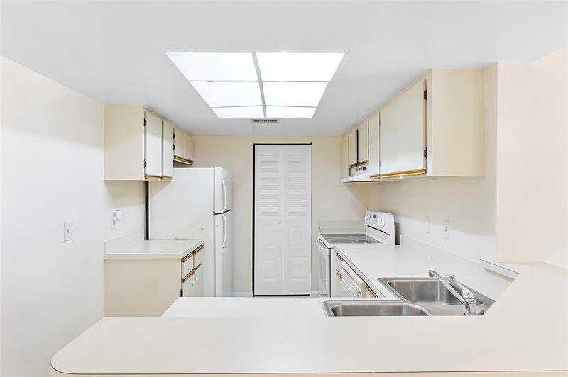 9188 W Atlantic Boulevard Coral Springs FL 33071