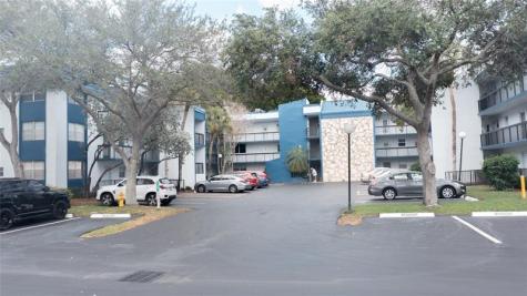 3140 Holiday Springs Boulevard Margate FL 33063