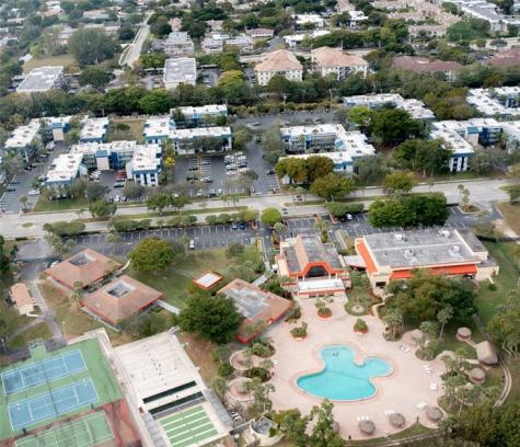 3140 Holiday Springs Boulevard Margate FL 33063