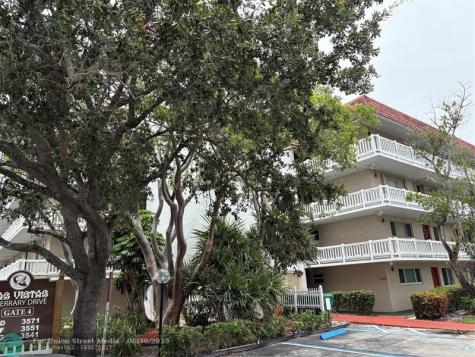 3571 Inverrary Drive Lauderhill FL 33319