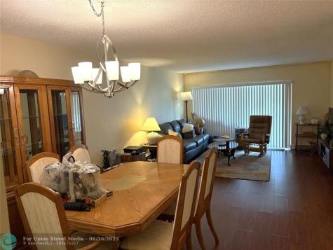 3571 Inverrary Drive Lauderhill FL 33319