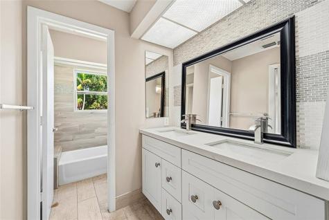 19918 Villa Lante Place Boca Raton FL 33434