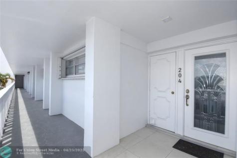 1012 N Ocean Boulevard Pompano Beach FL 33062