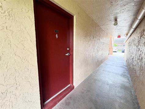 7175 Orange Drive Davie FL 33314