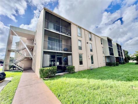 7175 Orange Drive Davie FL 33314