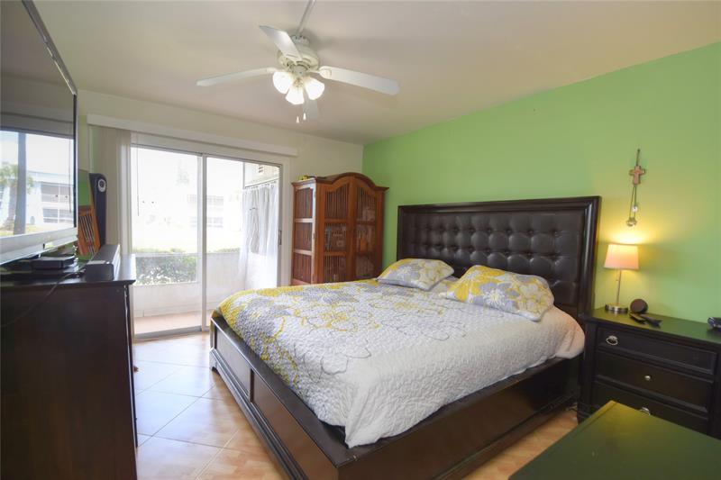 357 Saxony H Delray Beach FL 33446