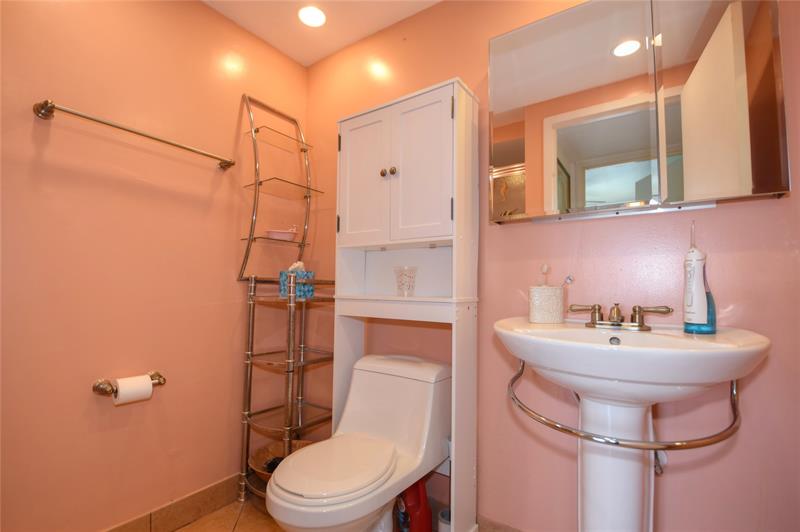 357 Saxony H Delray Beach FL 33446