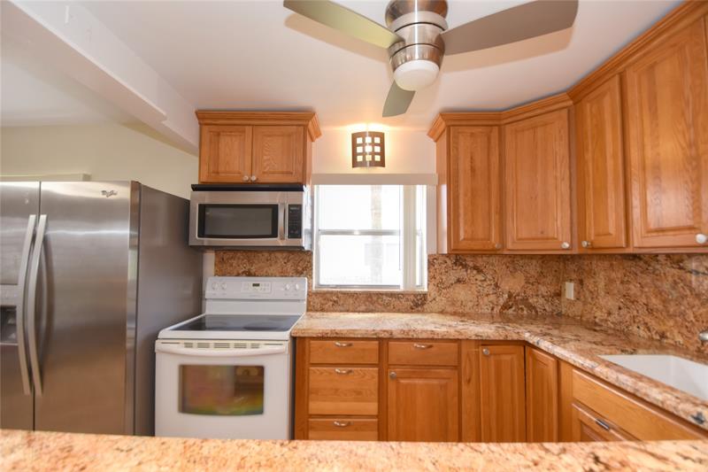 357 Saxony H Delray Beach FL 33446