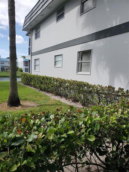 357 Saxony H Delray Beach FL 33446