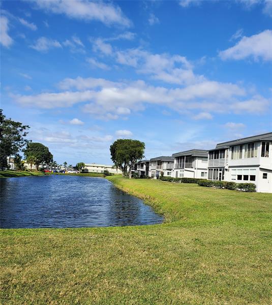 357 Saxony H Delray Beach FL 33446