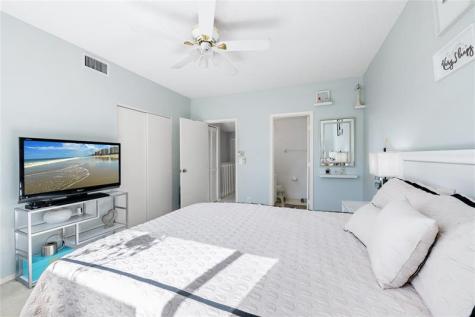 11000 Middle Golf Court Tamarac FL 33321