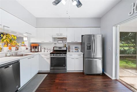 11000 Middle Golf Court Tamarac FL 33321