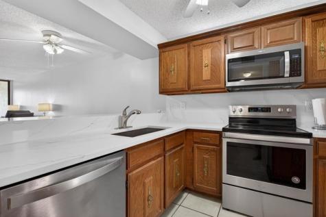 6239 Coral Lake Drive Margate FL 33063