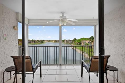 6239 Coral Lake Drive Margate FL 33063