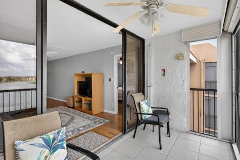 6239 Coral Lake Drive Margate FL 33063