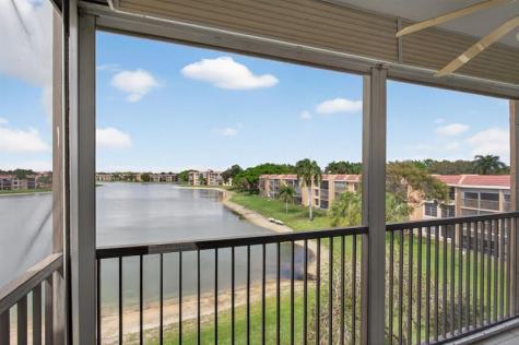 6239 Coral Lake Drive Margate FL 33063