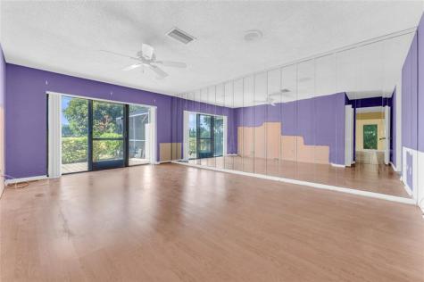 21180 Juego Circle Boca Raton FL 33433